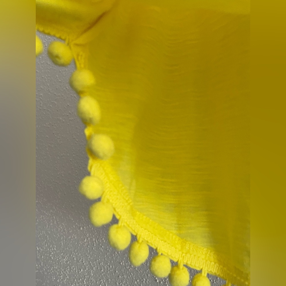 NWT - Lilly Pulitzer Women’s Small Yellow Sleeveless McKee Top with Pom Poms - Picture 10 of 16